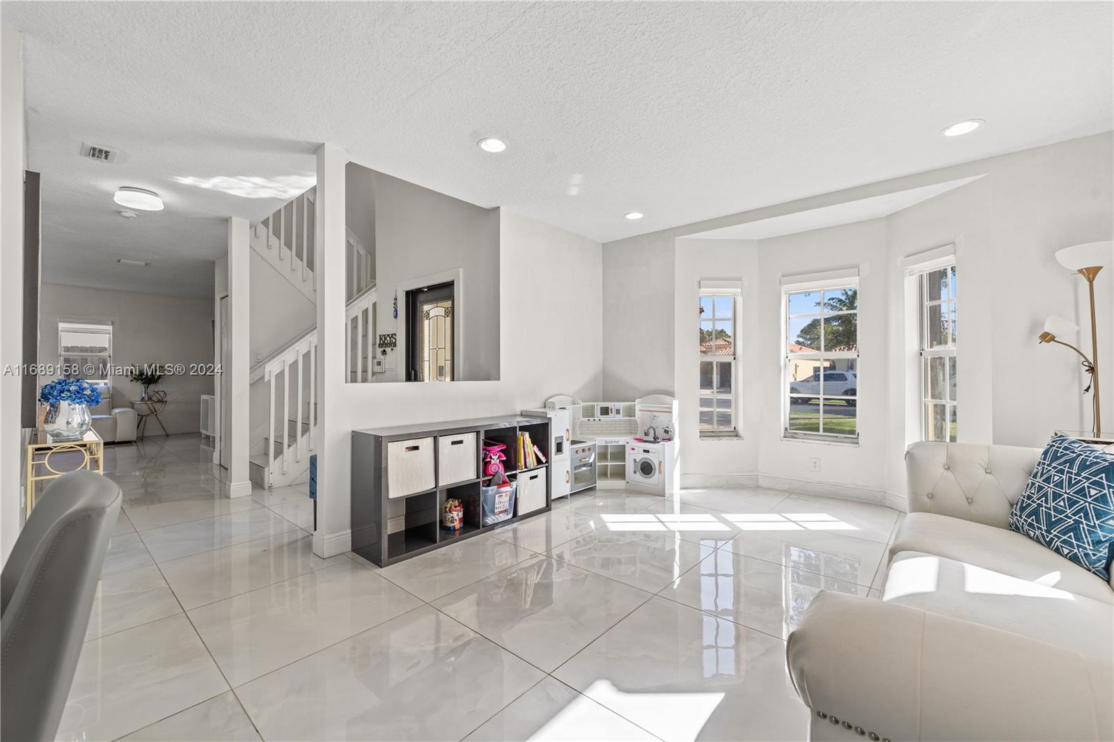 SONARA AT MALIBU BAY - Residential