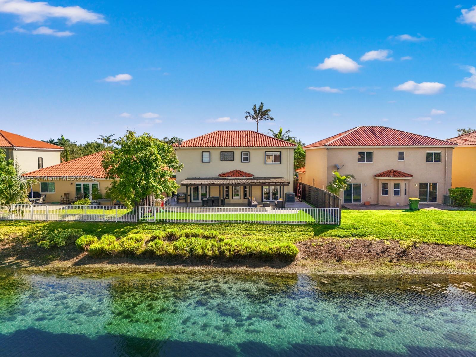 SONARA AT MALIBU BAY - Residential