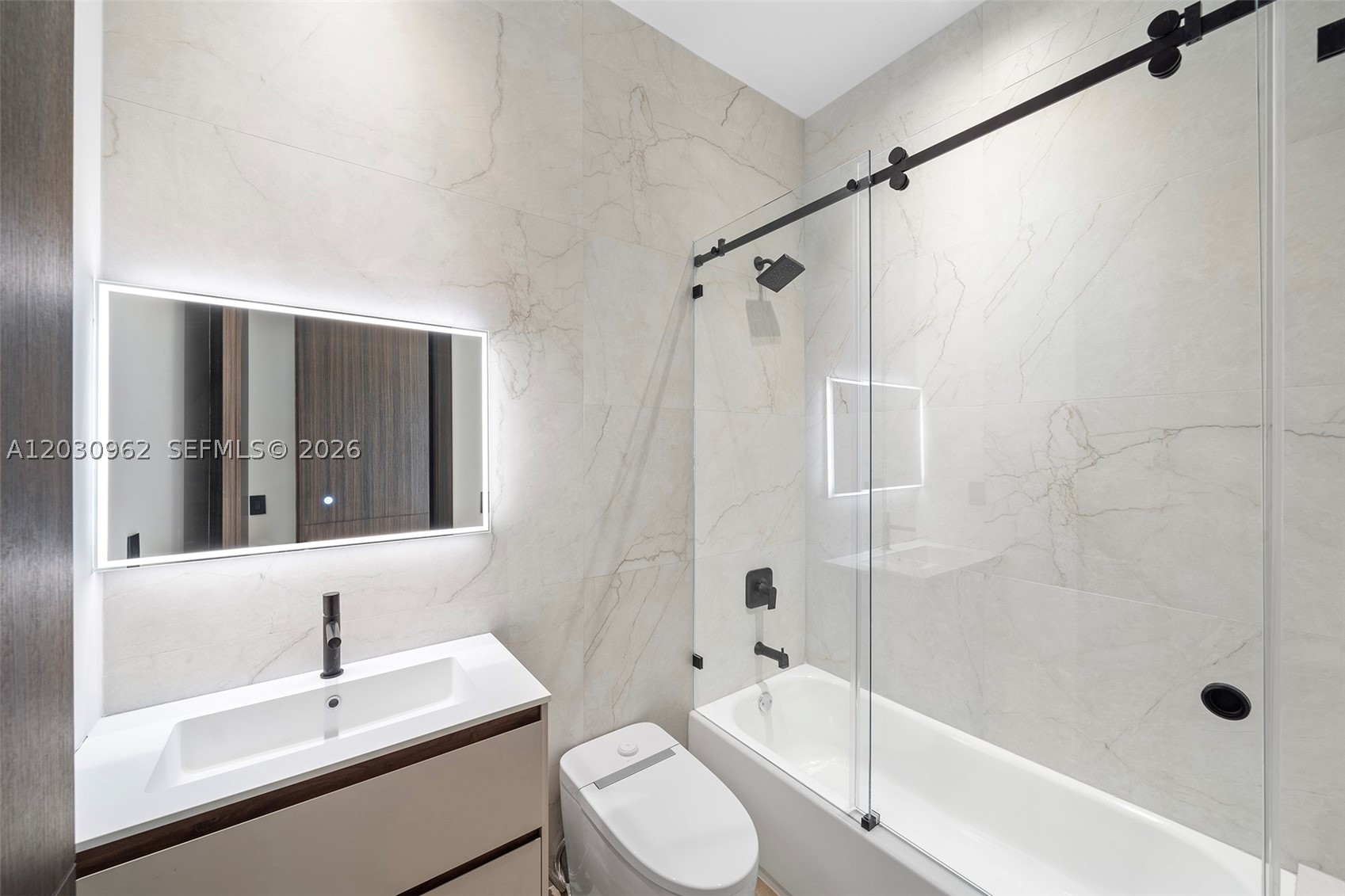 ENCHANTED LAKE SEC 5 - Residential