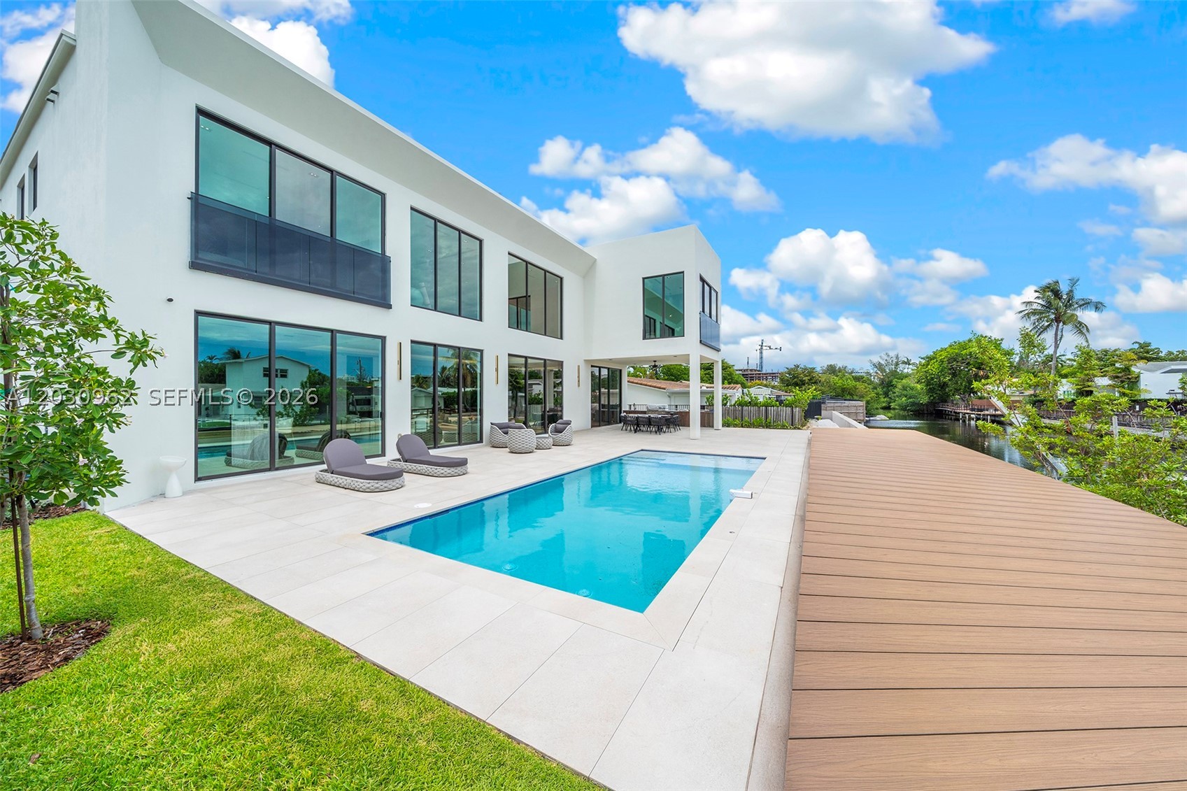 ENCHANTED LAKE SEC 5 - Residential