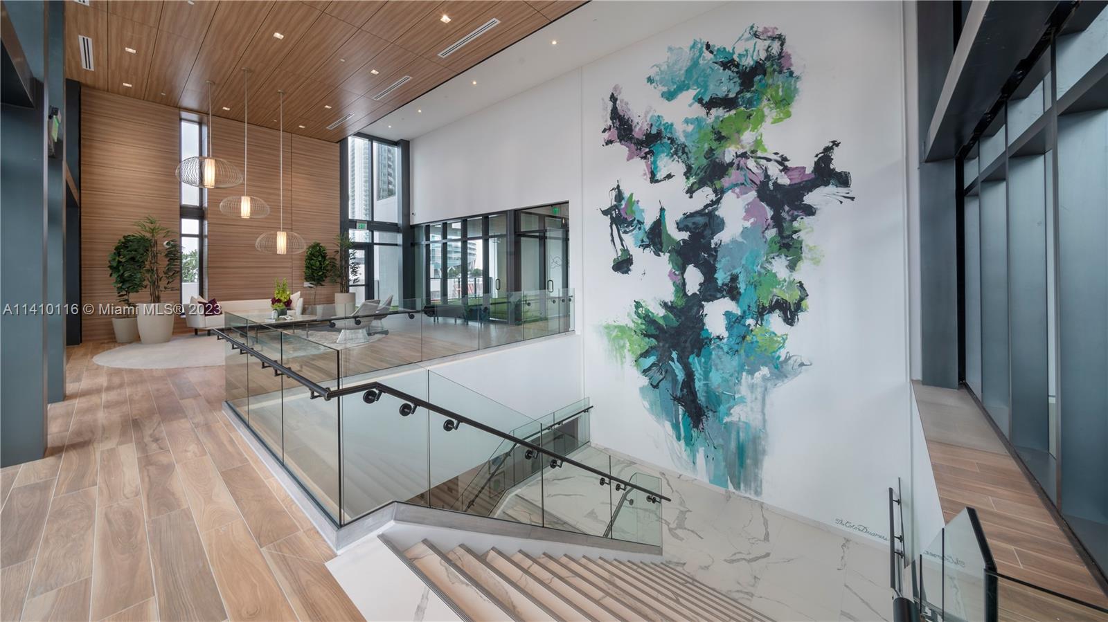 MIAMI WORLDCENTER - Residential Lease