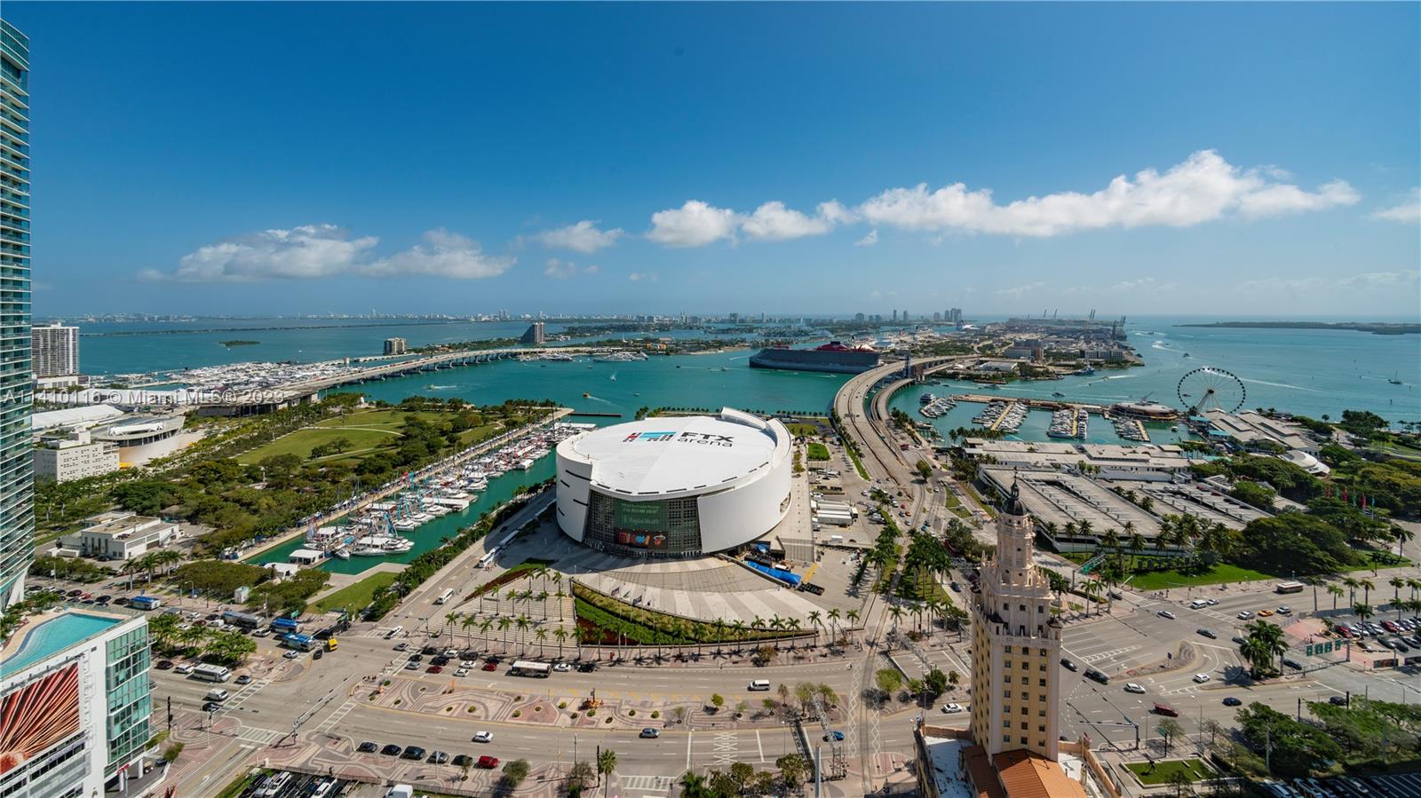 MIAMI WORLDCENTER - Residential Lease
