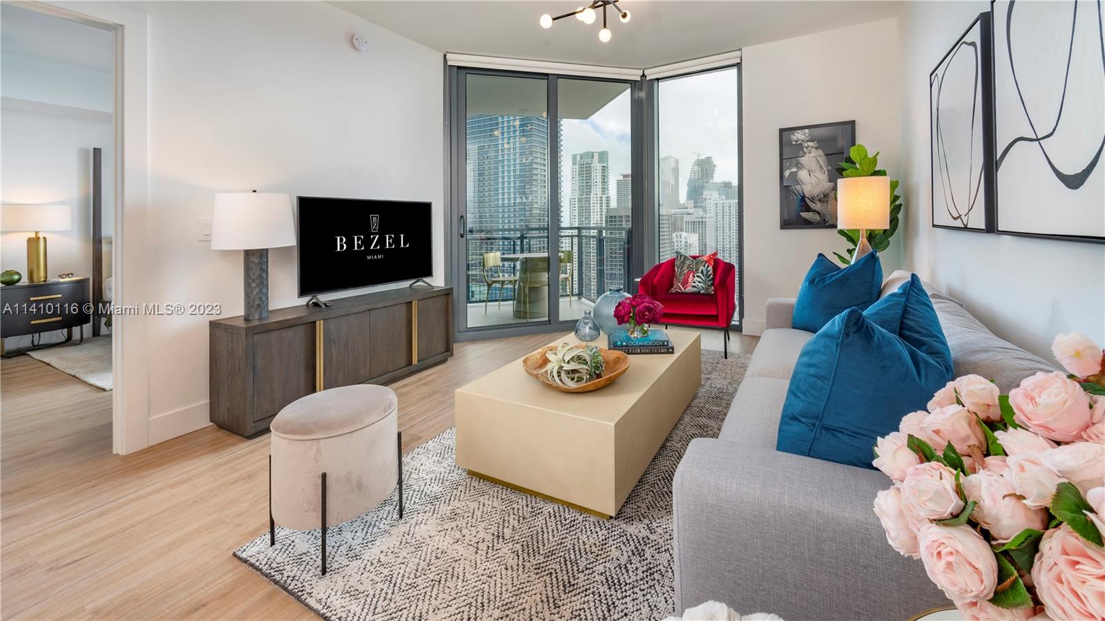 MIAMI WORLDCENTER - Residential Lease