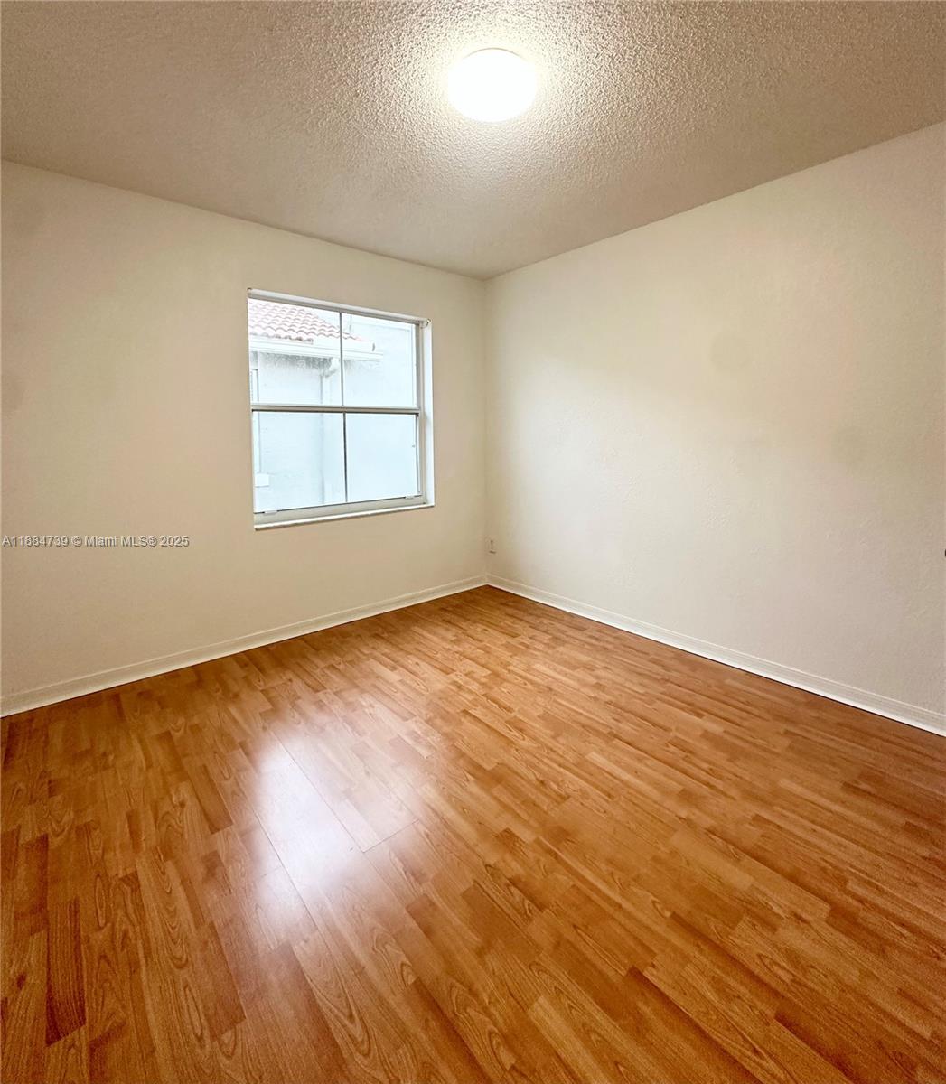 SOMERSET FOUR REPLAT - Residential Lease
