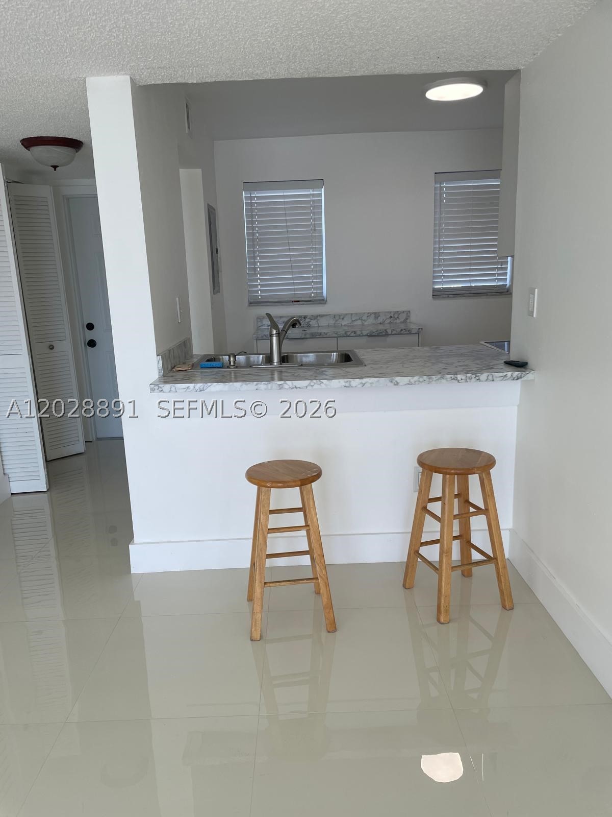 EL CONQUISTADOR NORTH CON - Residential