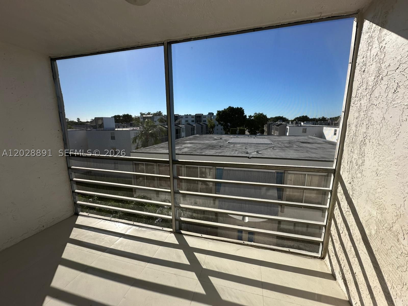 EL CONQUISTADOR NORTH CON - Residential