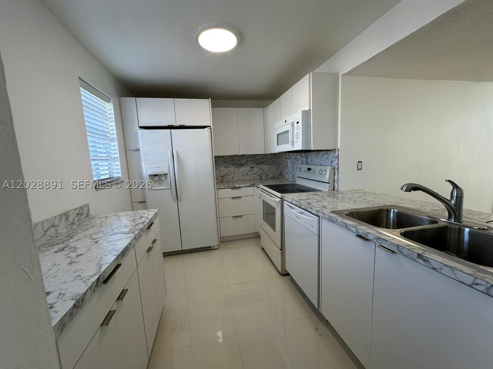 EL CONQUISTADOR NORTH CON - Residential