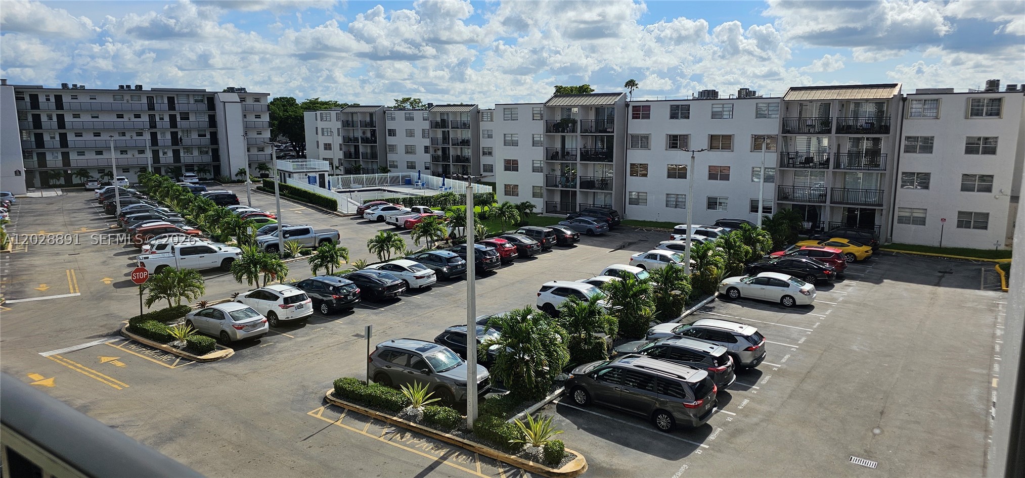 EL CONQUISTADOR NORTH CON - Residential