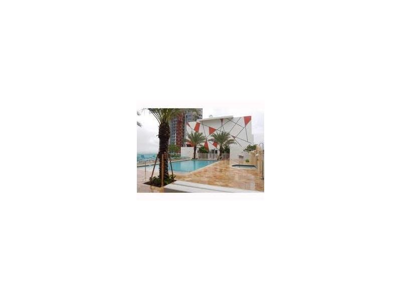THE LOFT DOWNTOWN II COND - Residential Lease
