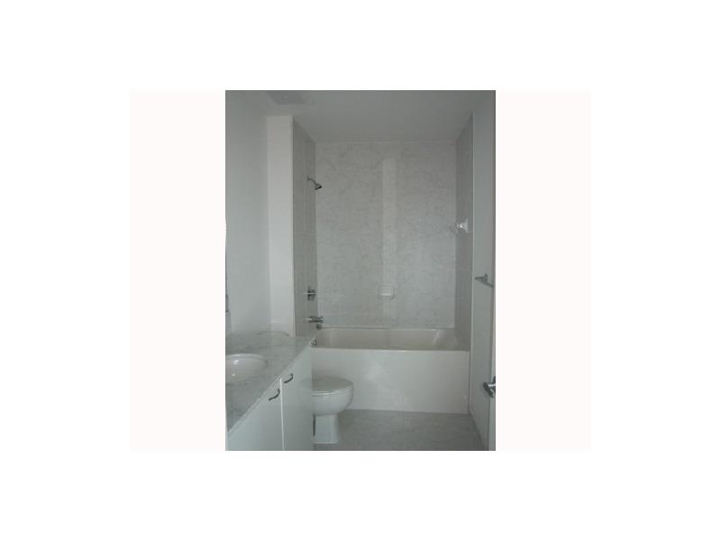 THE LOFT DOWNTOWN II COND - Residential Lease
