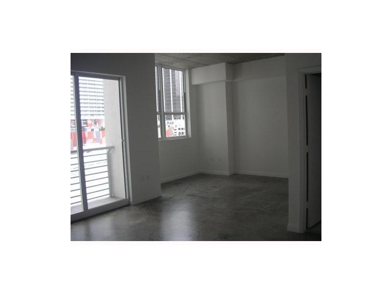THE LOFT DOWNTOWN II COND - Residential Lease