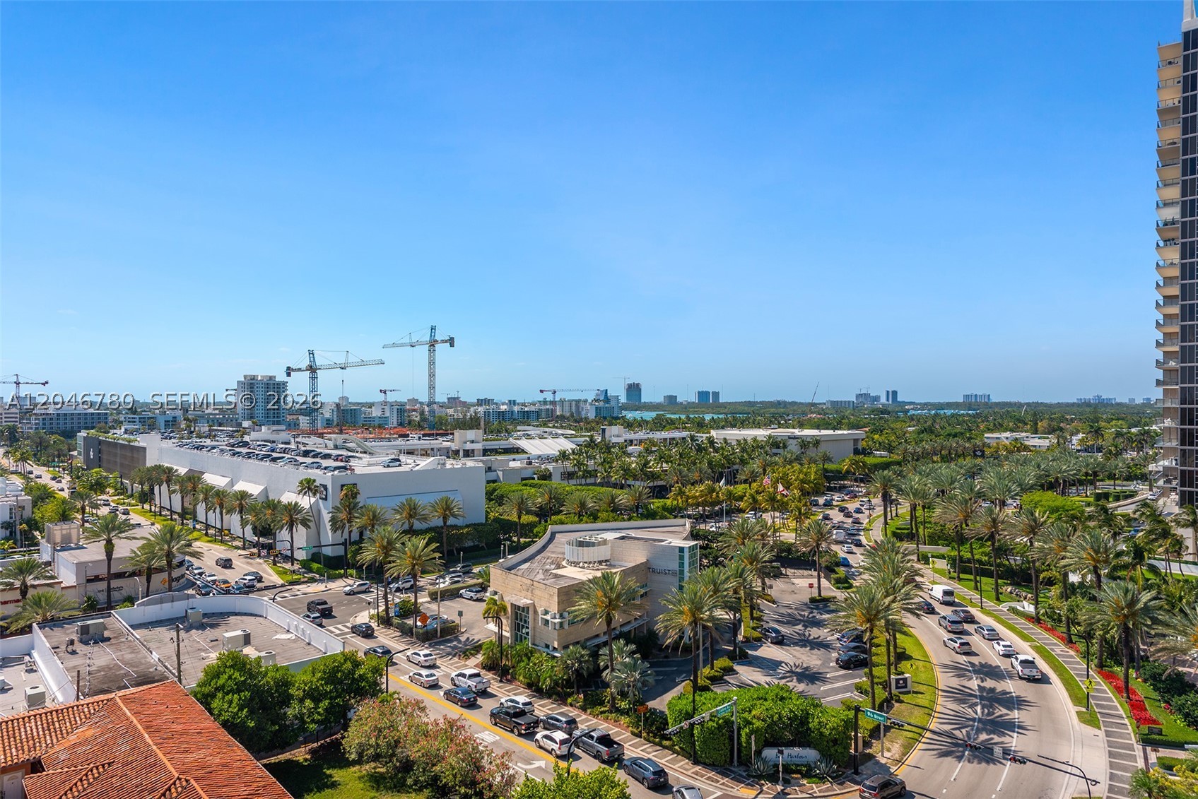 SOLIMAR CONDO - Residential