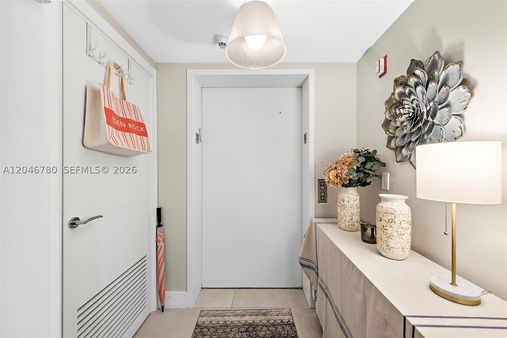 SOLIMAR CONDO - Residential