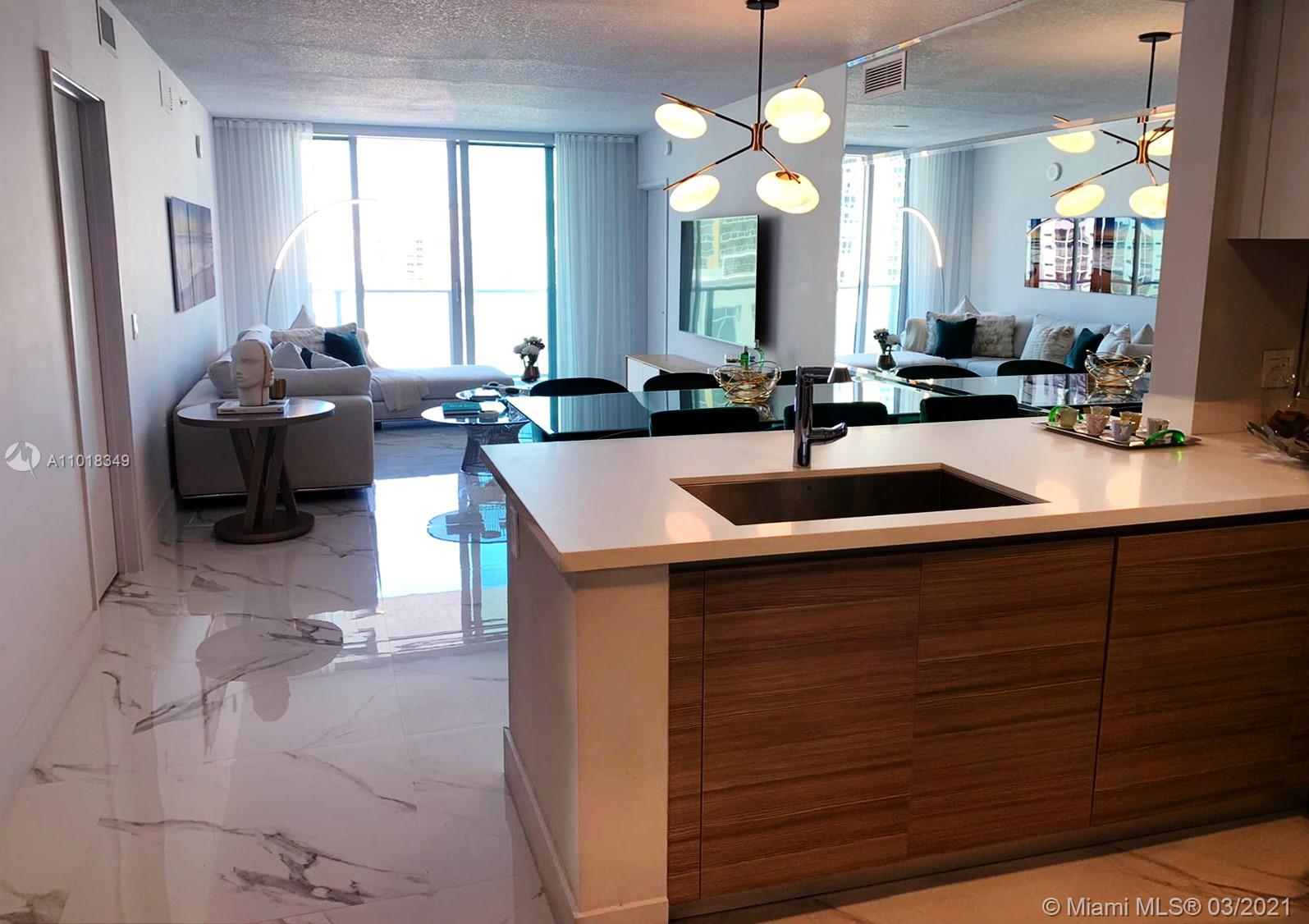 PARQUE TOWERS CONDO - Residential Lease