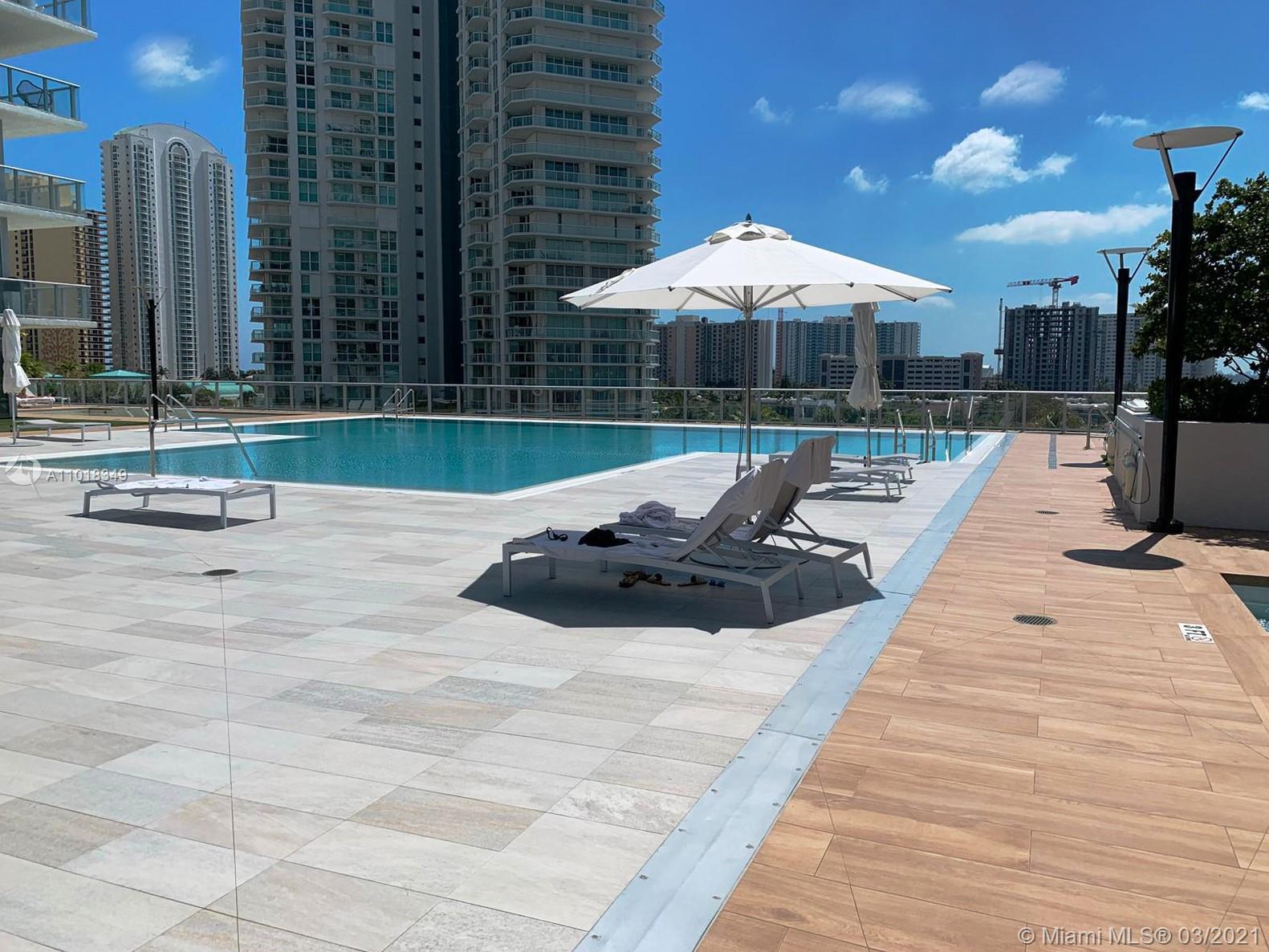 PARQUE TOWERS CONDO - Residential Lease