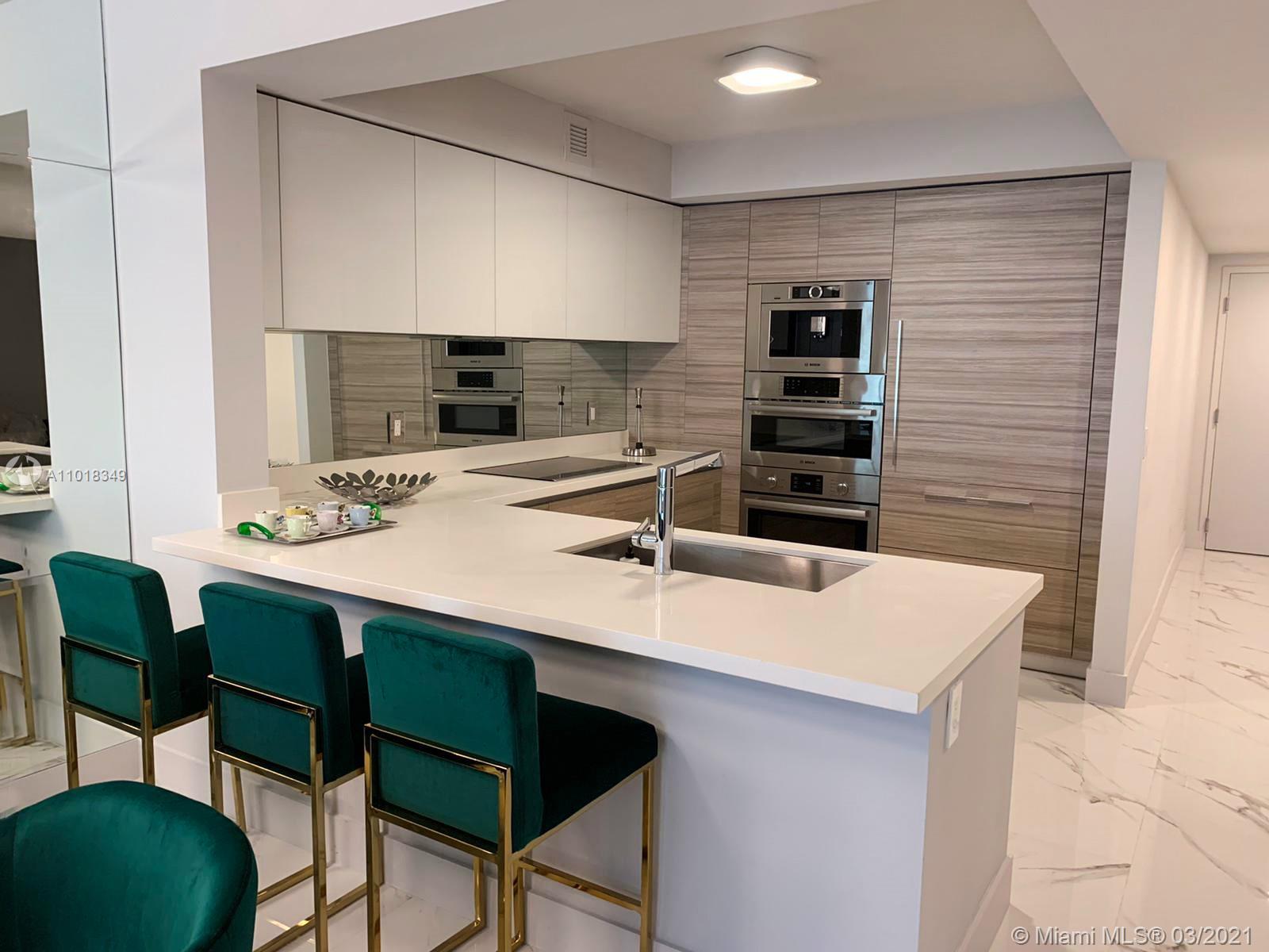 PARQUE TOWERS CONDO - Residential Lease