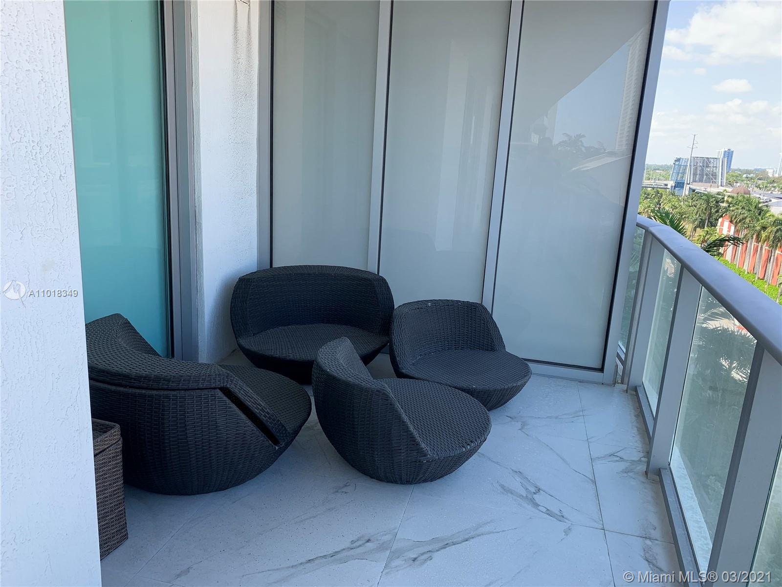 PARQUE TOWERS CONDO - Residential Lease