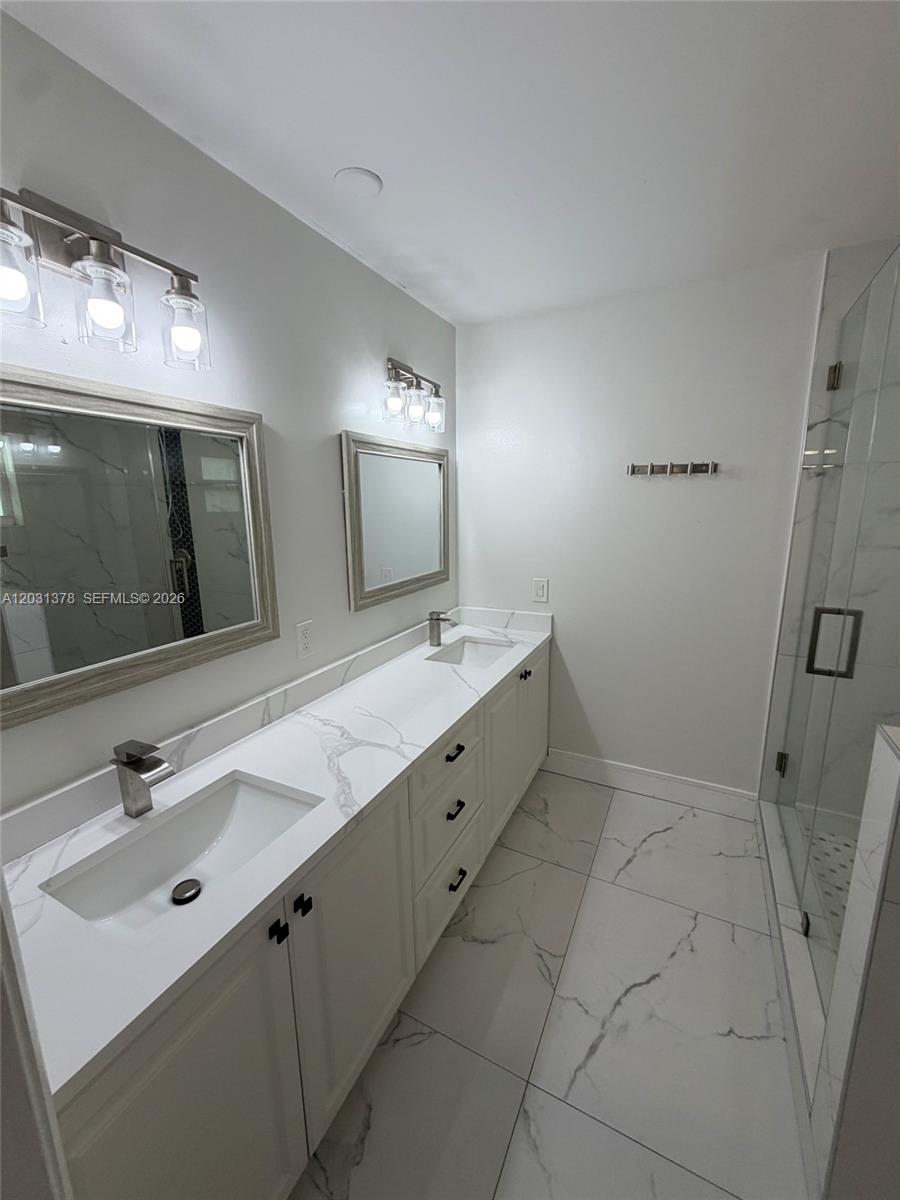 SANDALFOOT COVE SEC 11 - Residential