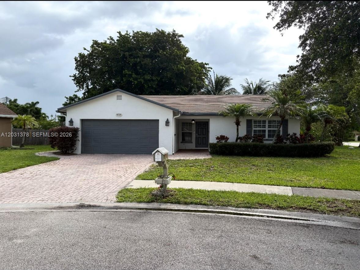 SANDALFOOT COVE SEC 11 - Residential