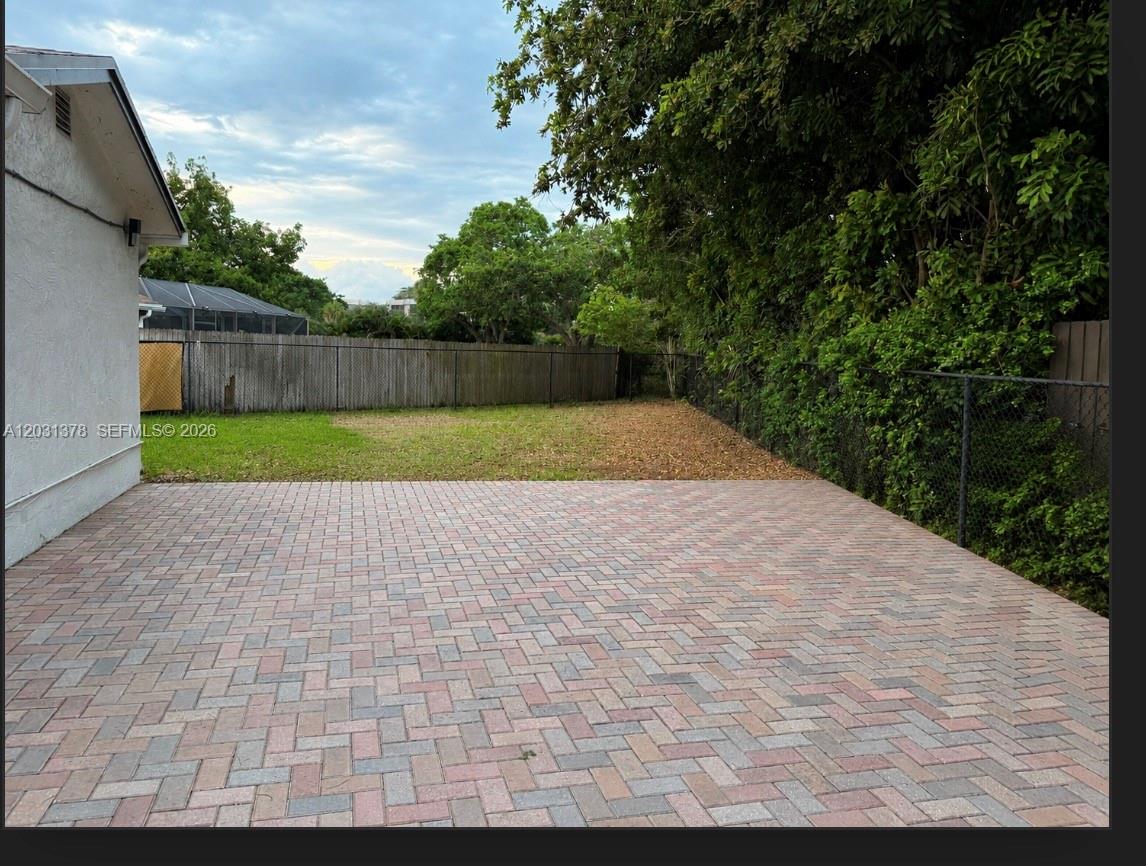 SANDALFOOT COVE SEC 11 - Residential