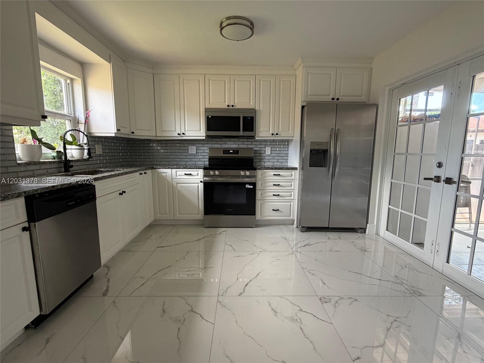 SANDALFOOT COVE SEC 11 - Residential