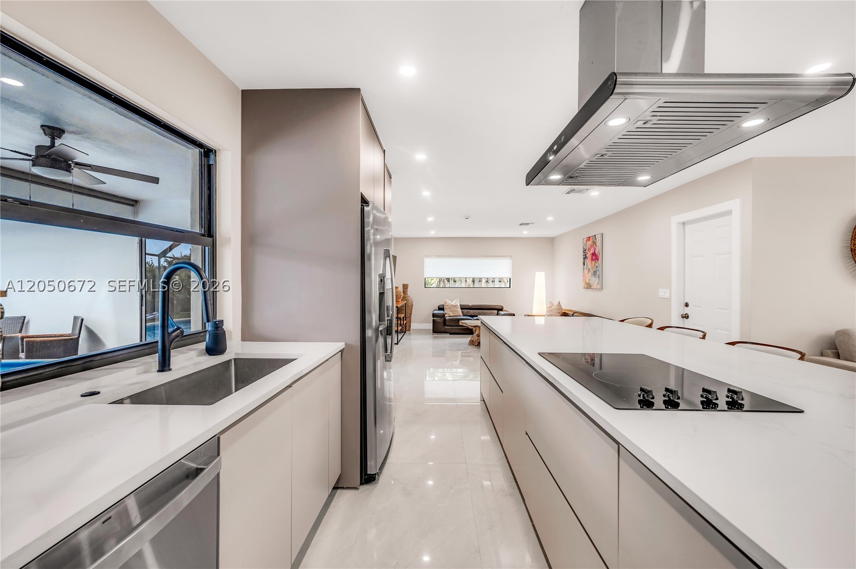 MIRROR LAKE ESTATES SEC T - Residential Lease
