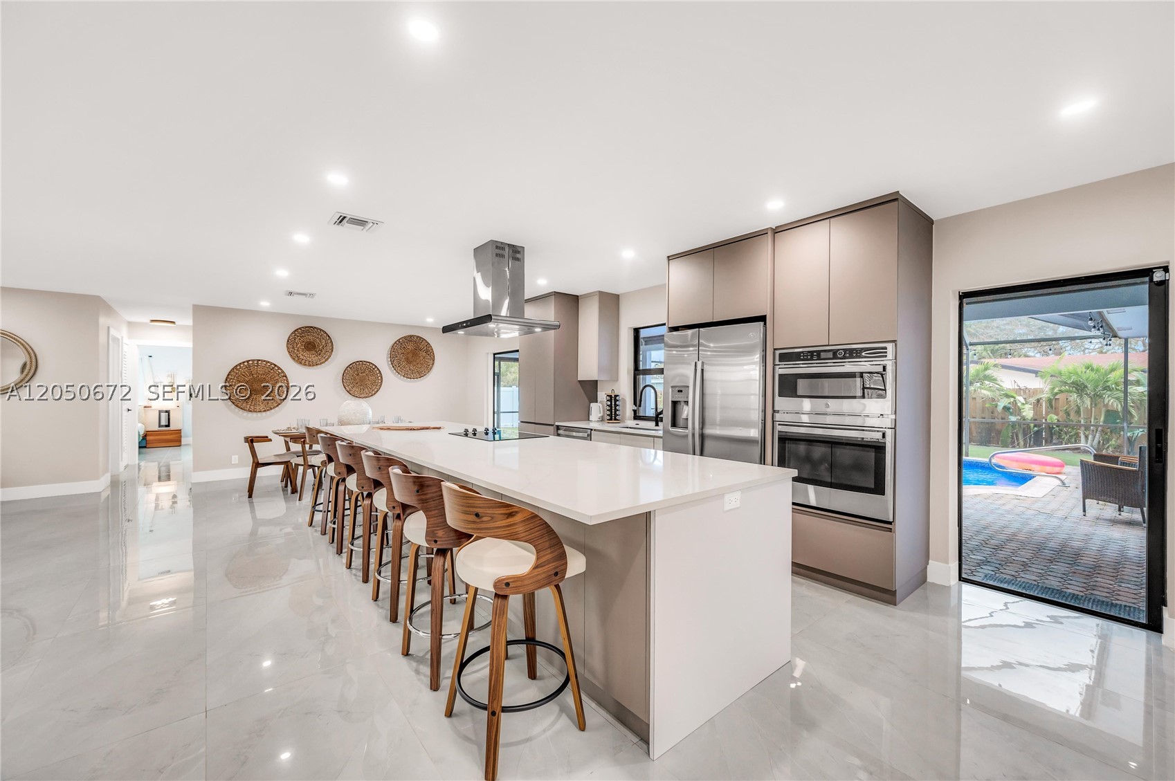 MIRROR LAKE ESTATES SEC T - Residential Lease