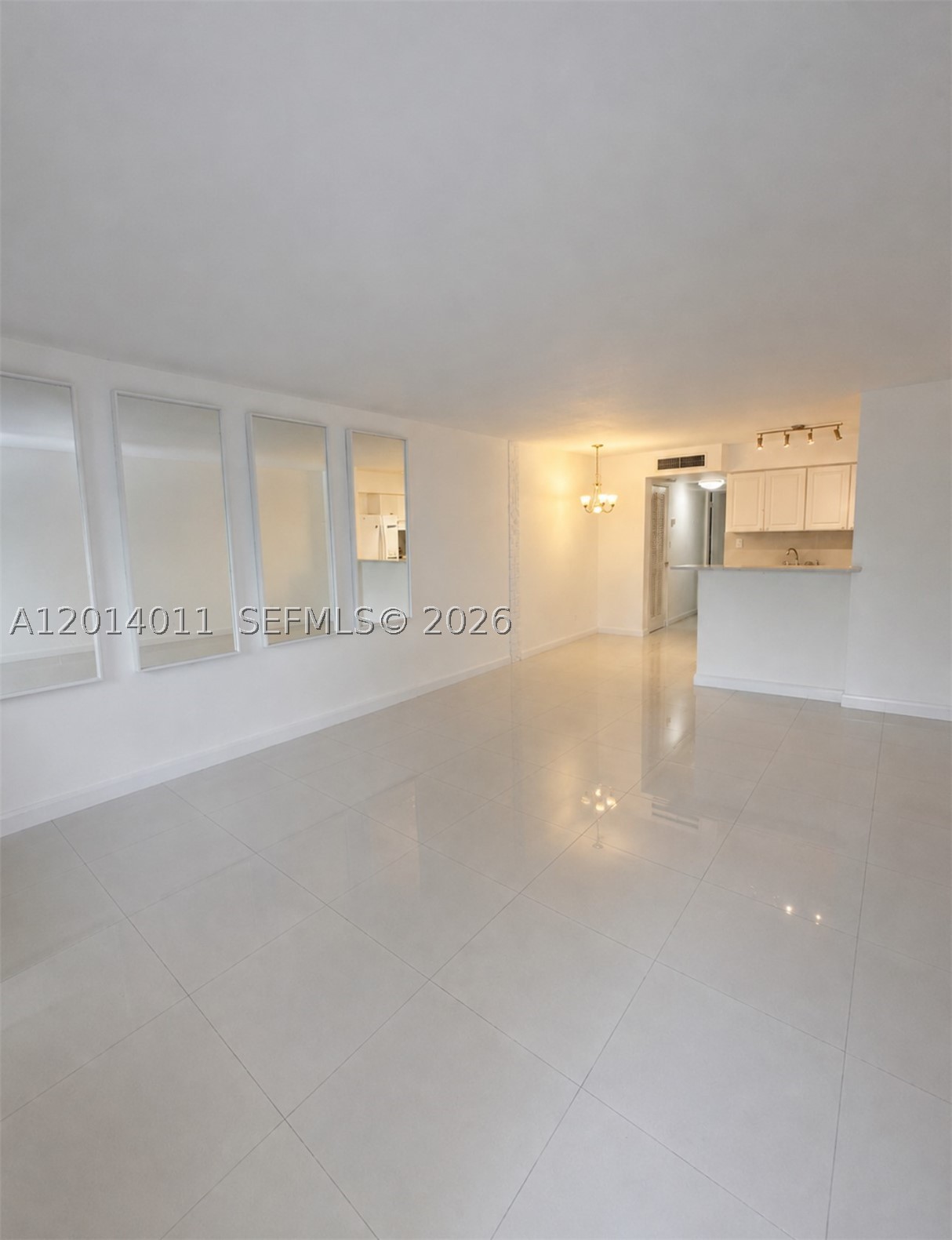 Reduced for Fast Sale!!!
Beautiful One Bedroom One Bath at Golden Key Condo in Bay Harbor Islands.All in white, Ceramic white floors, white kitchen cabinets,Open Kitchen with quartz counter top, renovated bathroom.
This unit is on first floor, very convenient.
Building has only 24 units in total, three stories.

One parking Space and One storage included.

Hurry Up, Won’t Last!