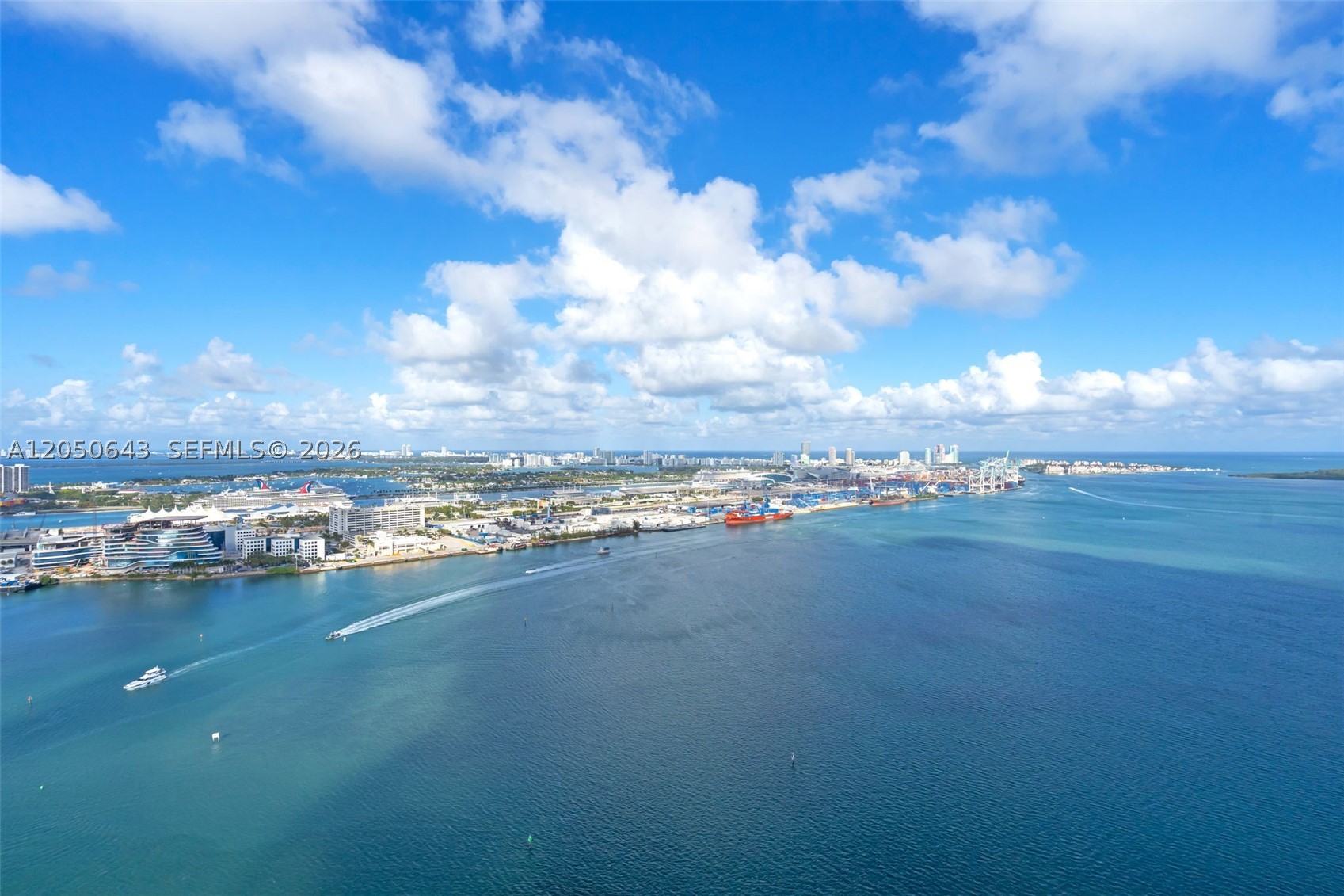 THREE TEQUESTA POINT COND - Residential