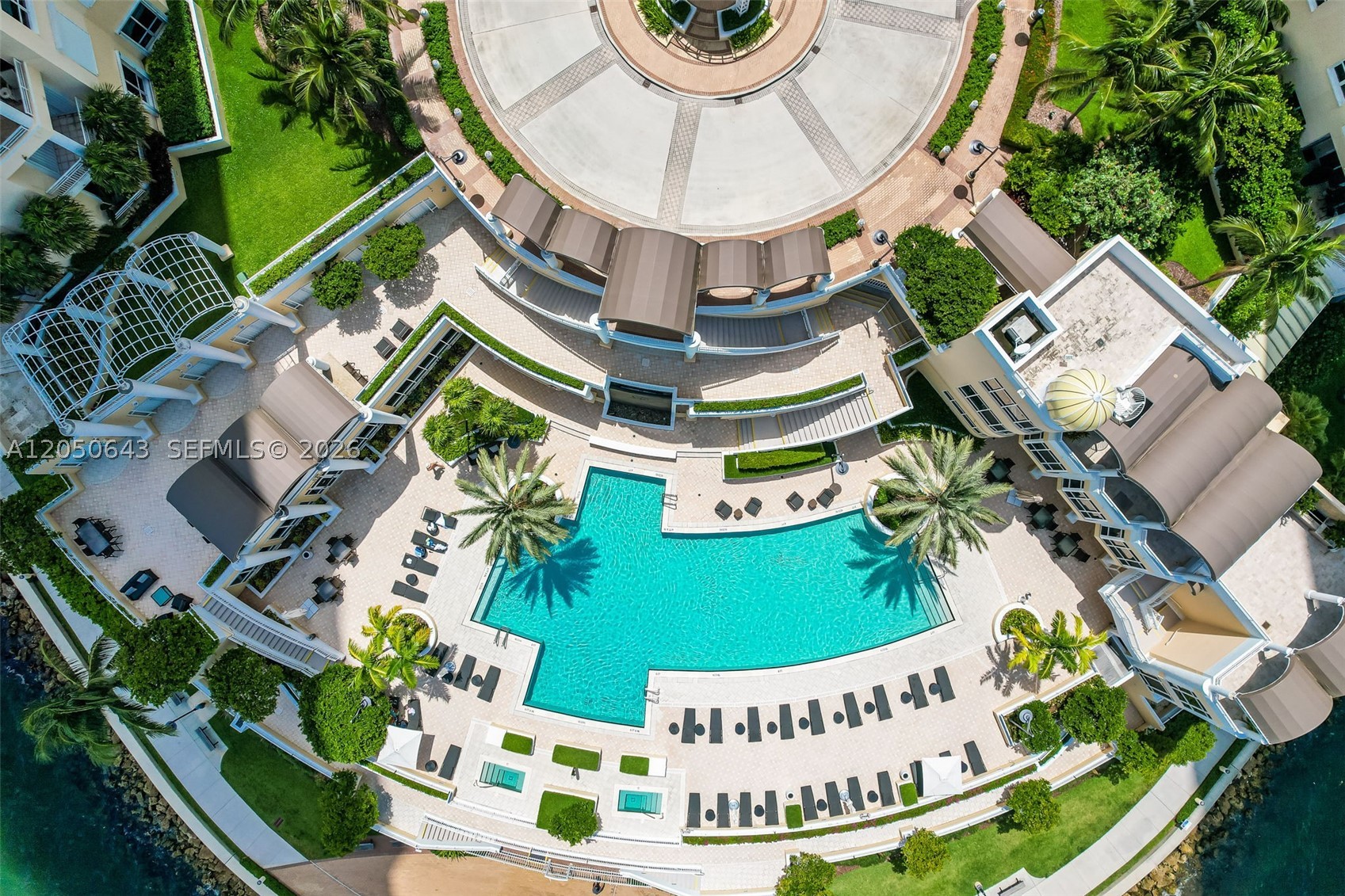 THREE TEQUESTA POINT COND - Residential
