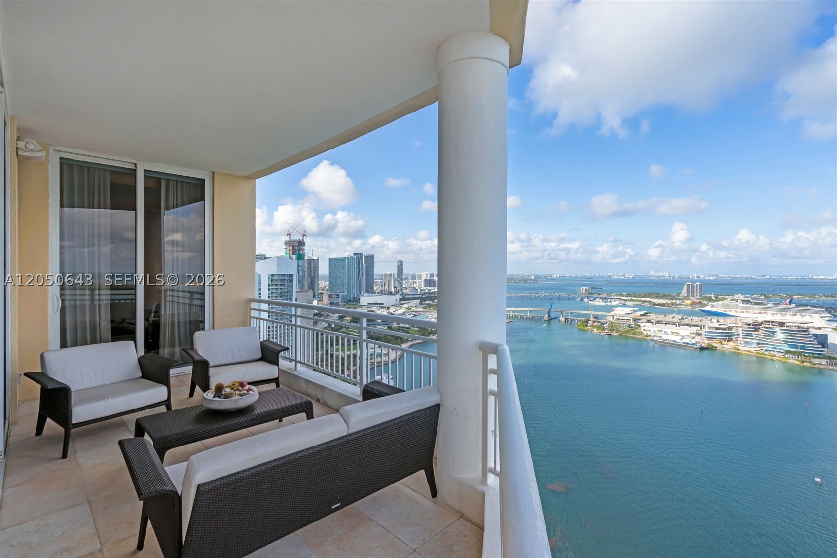 THREE TEQUESTA POINT COND - Residential