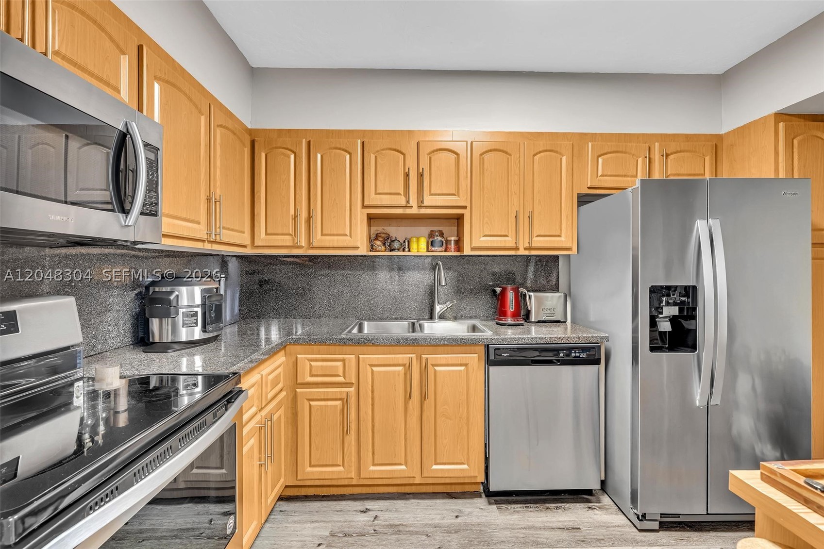 BONAVISTA CONDO - Residential Lease