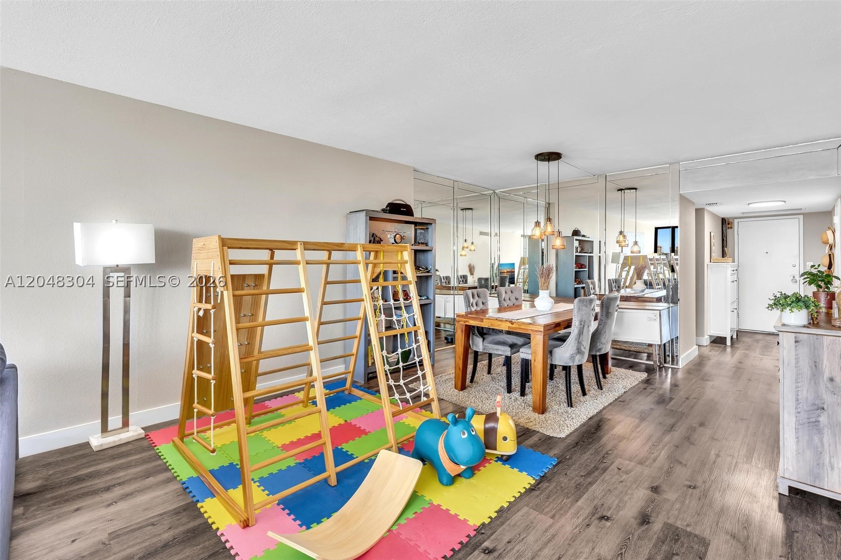 BONAVISTA CONDO - Residential Lease