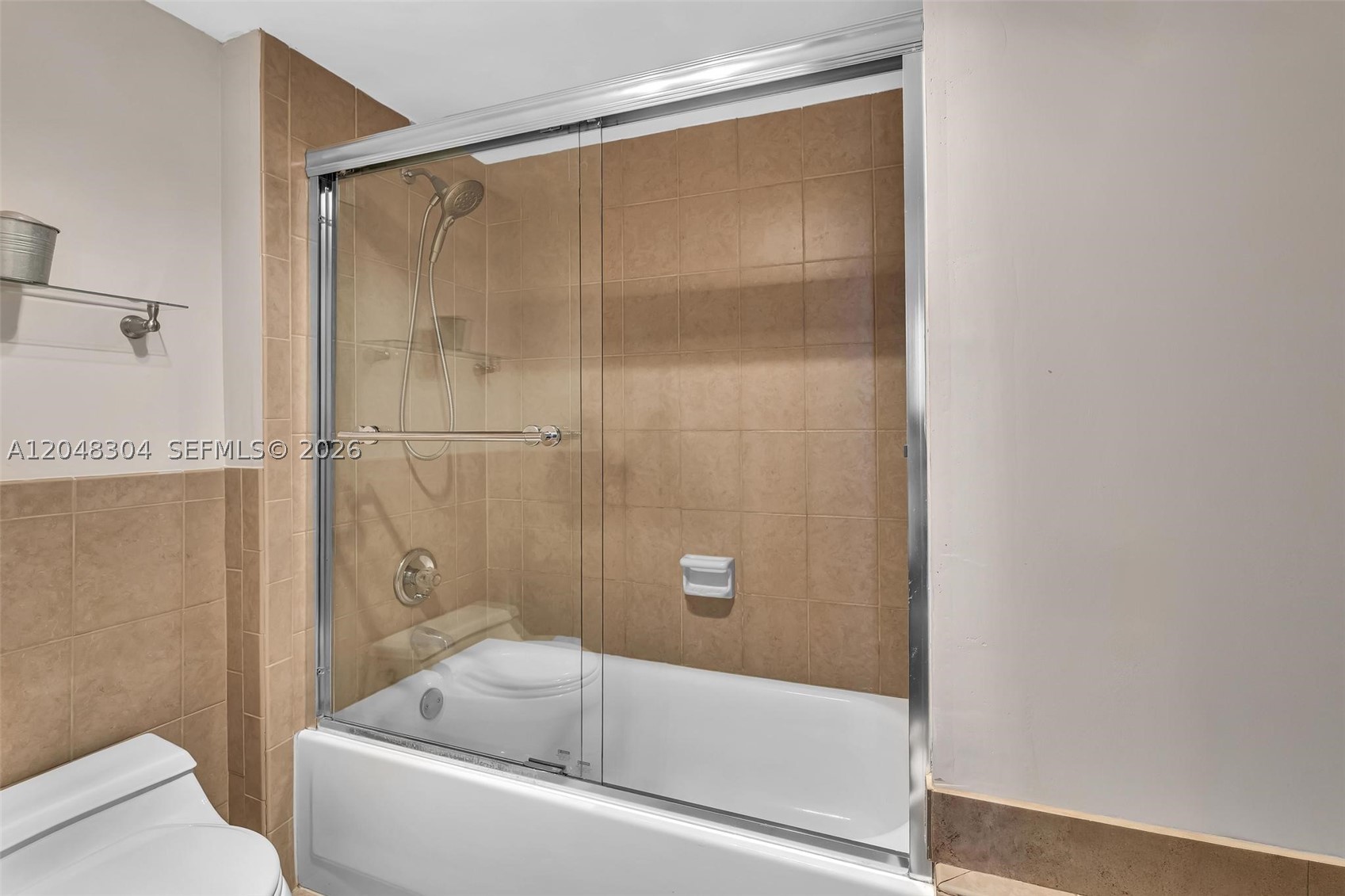 BONAVISTA CONDO - Residential Lease