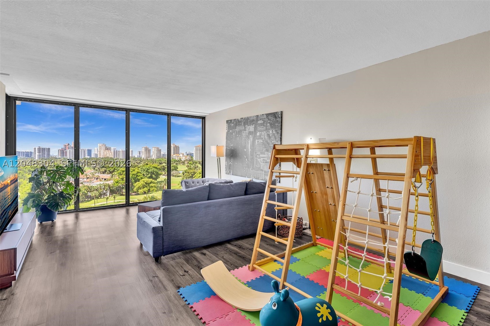 BONAVISTA CONDO - Residential Lease