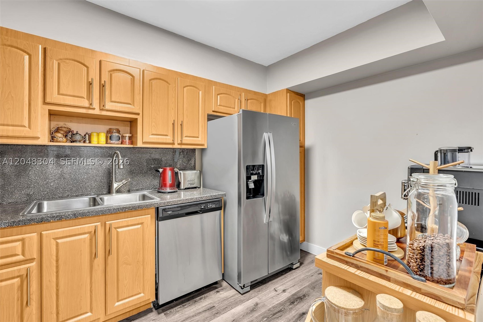 BONAVISTA CONDO - Residential Lease