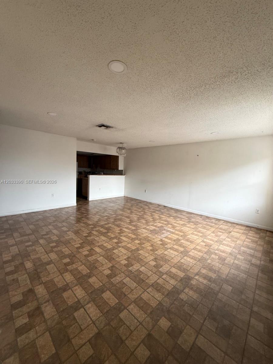 LAKE & TENNIS VILLAS PH 1 - Residential