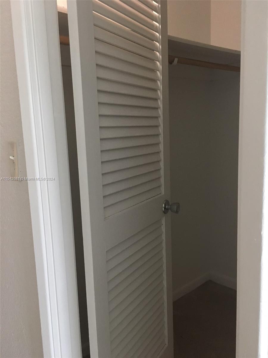 OCEANVIEW BUILDING B COND - Residential