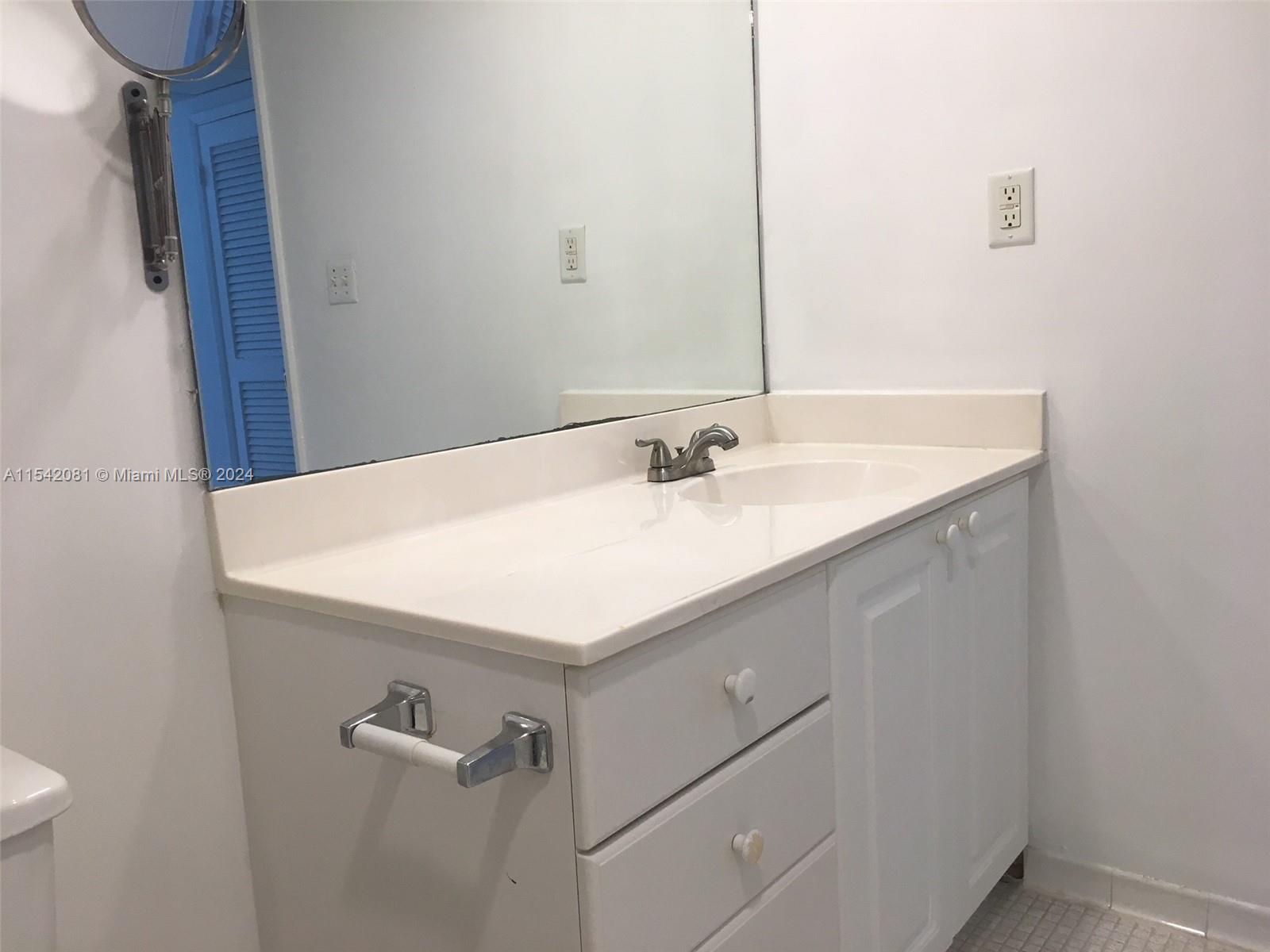 OCEANVIEW BUILDING B COND - Residential
