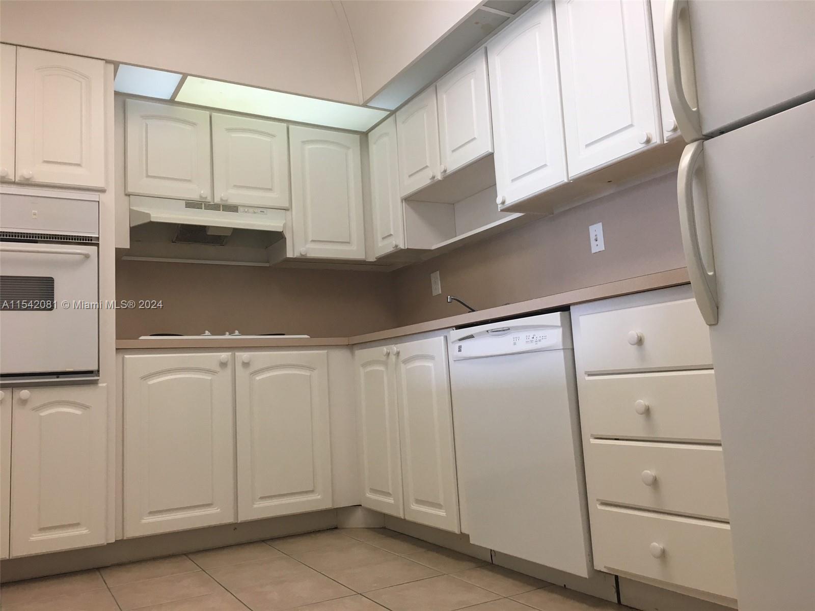 OCEANVIEW BUILDING B COND - Residential