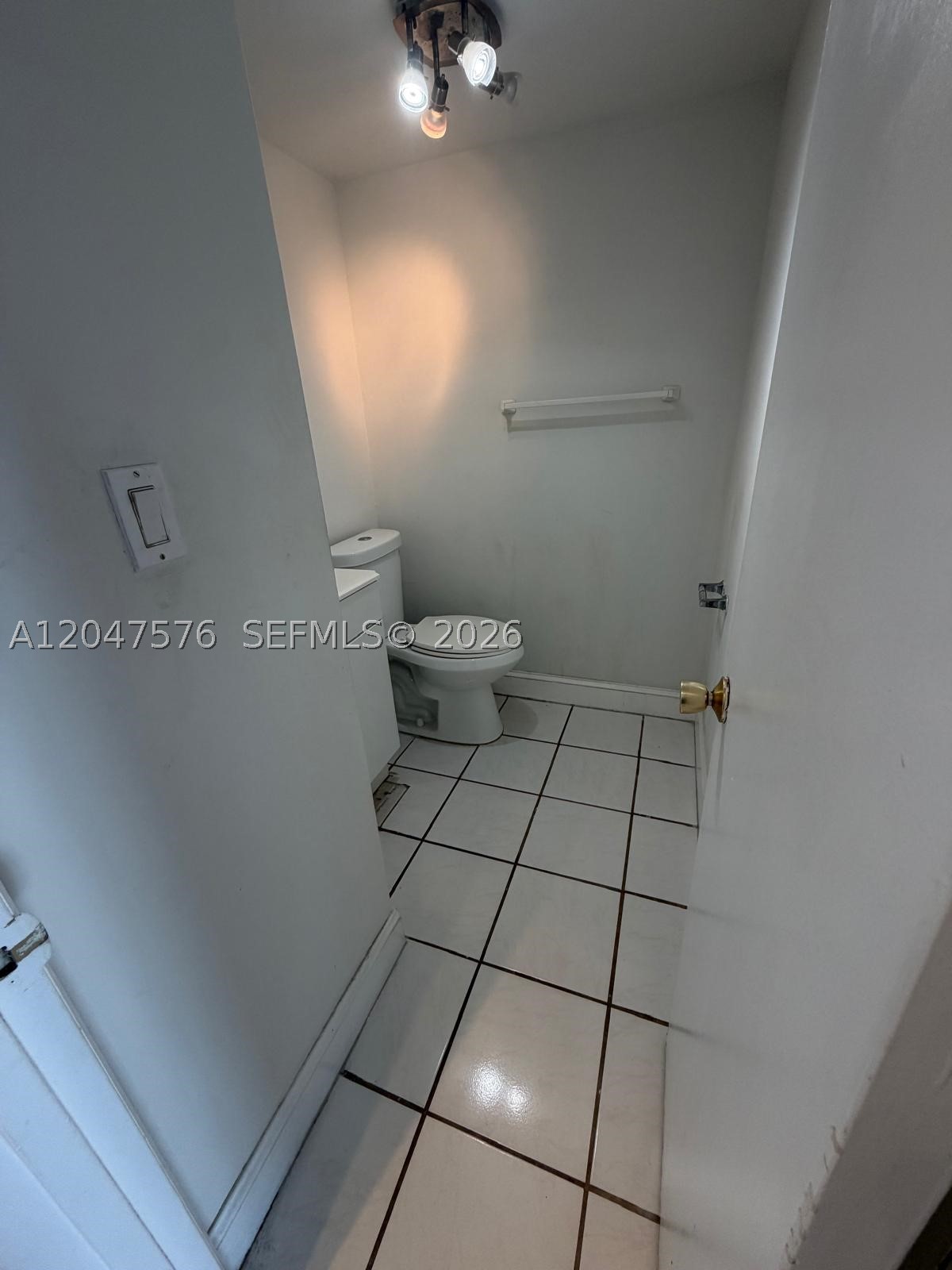 LISETTE CONDO - Residential Lease