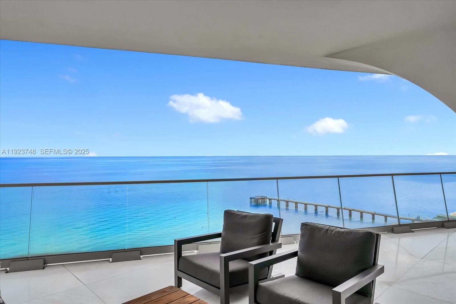 JADE SIGNATURE CONDO - Residential