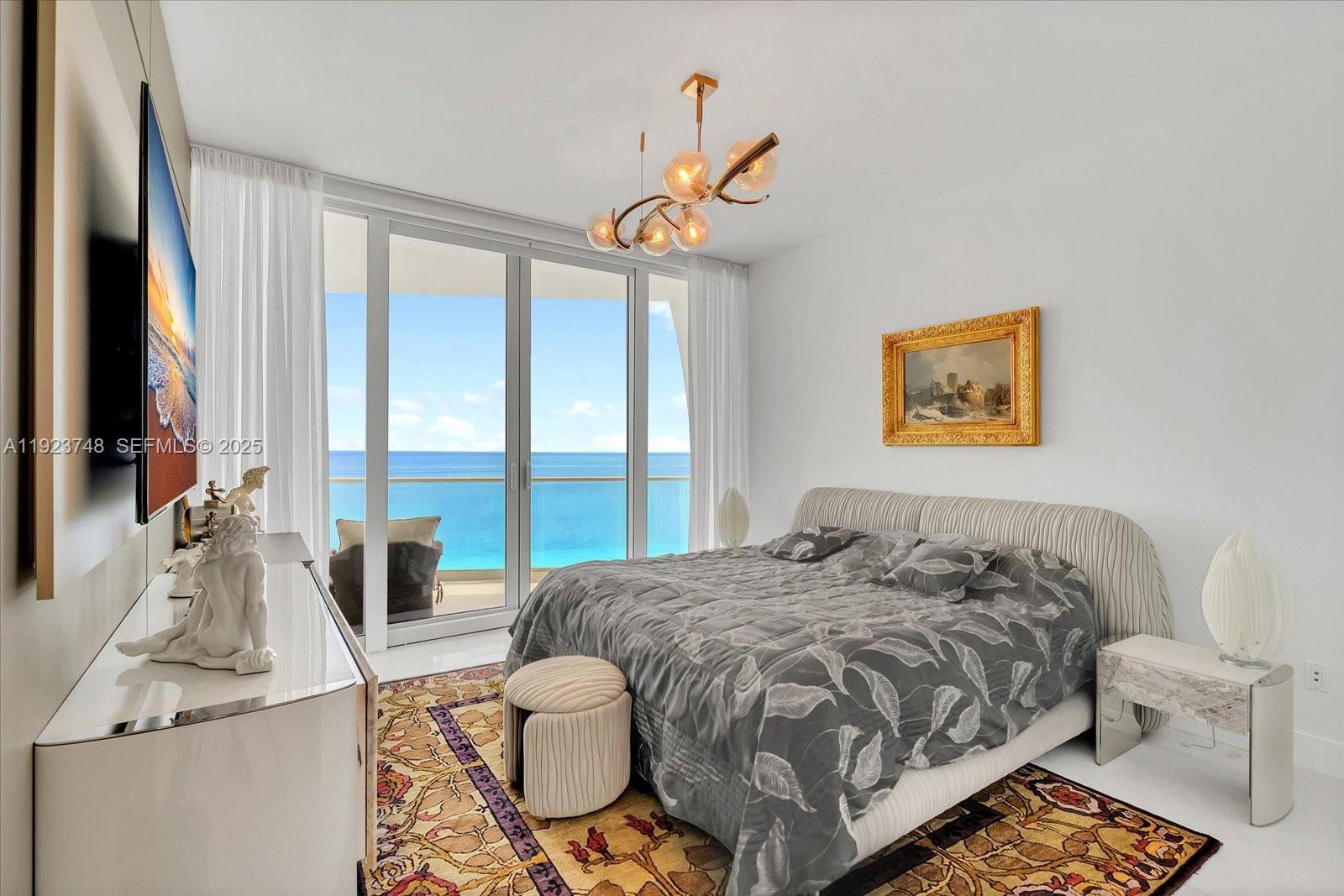 JADE SIGNATURE CONDO - Residential