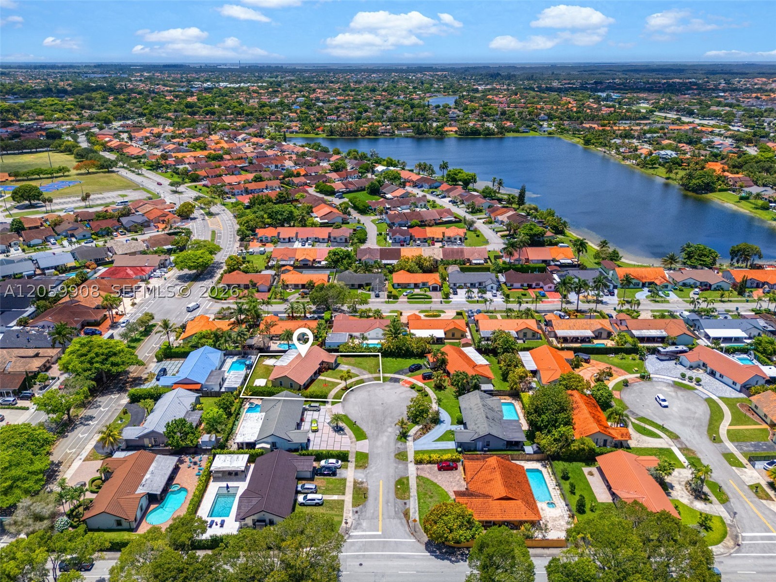 BIRD LAKES NORTH SEC 1 - Residential