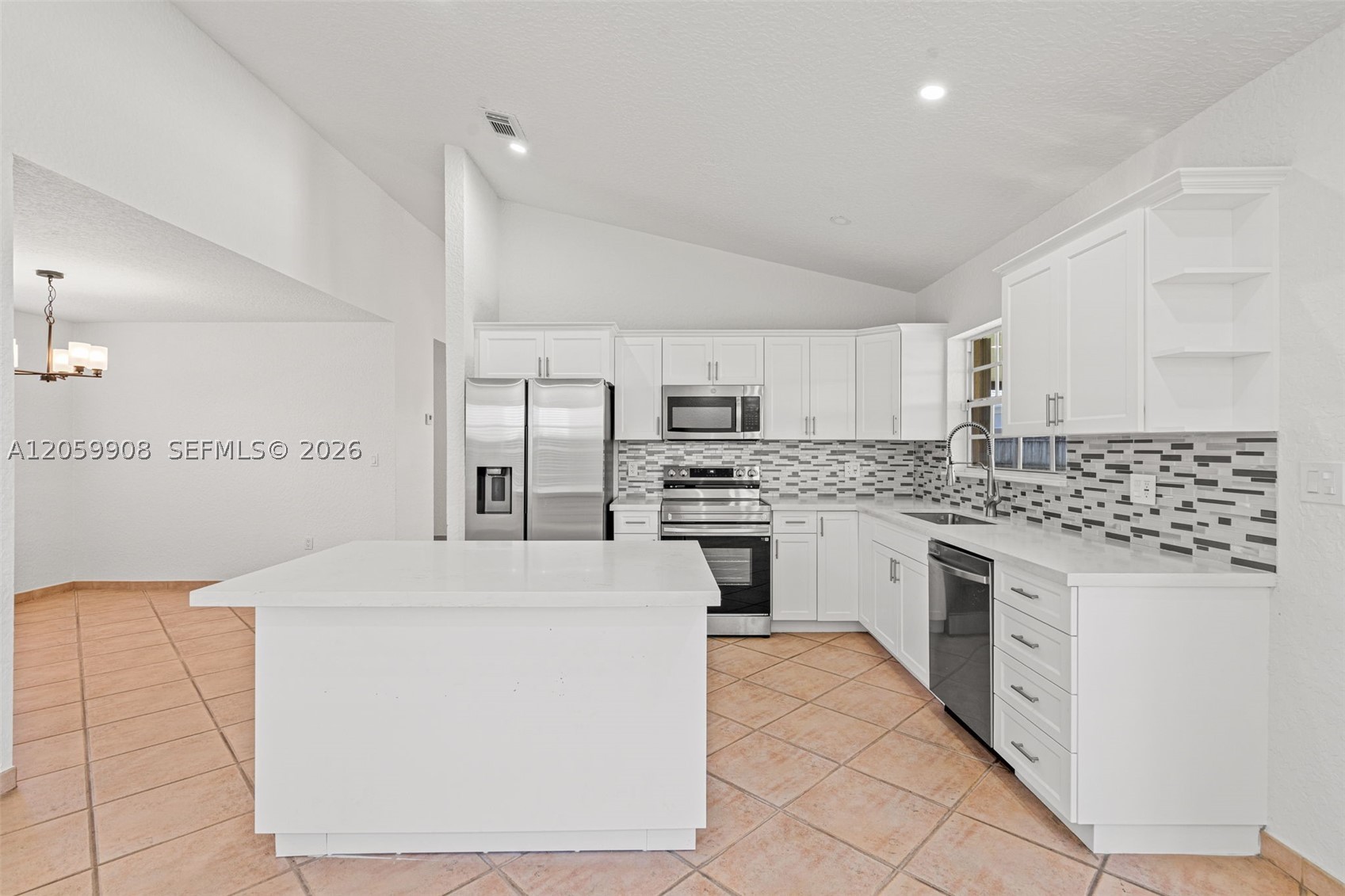 BIRD LAKES NORTH SEC 1 - Residential
