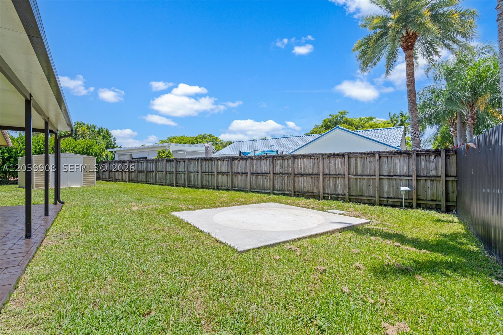 BIRD LAKES NORTH SEC 1 - Residential