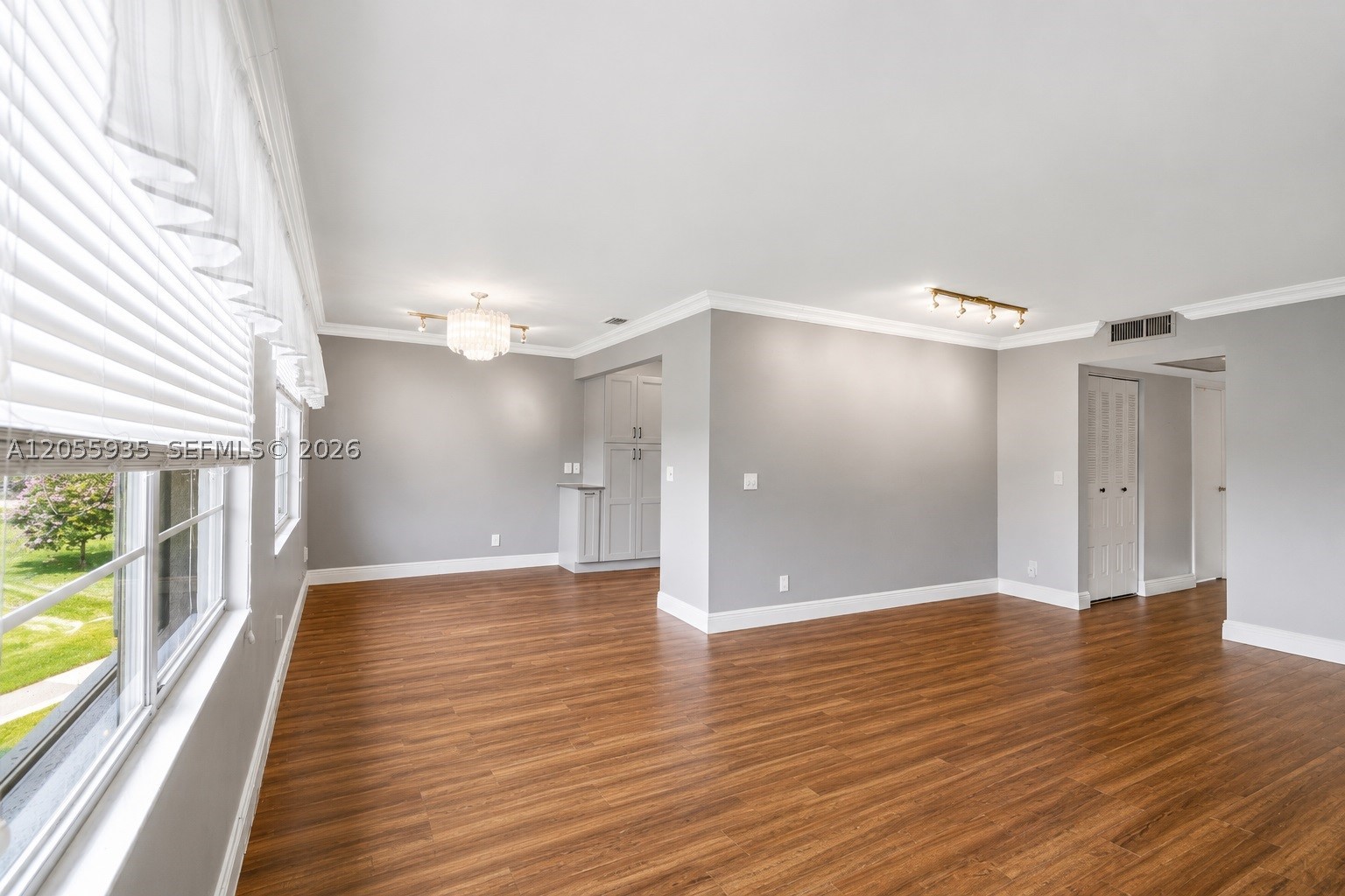 KINGSLEY AT CENTURY VILLA - Residential