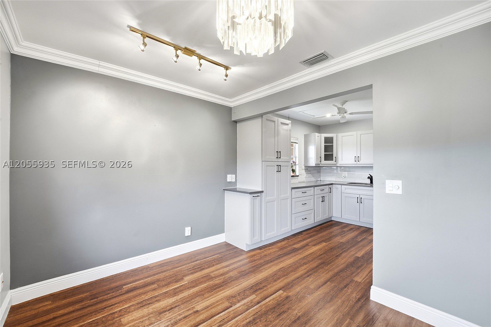 KINGSLEY AT CENTURY VILLA - Residential