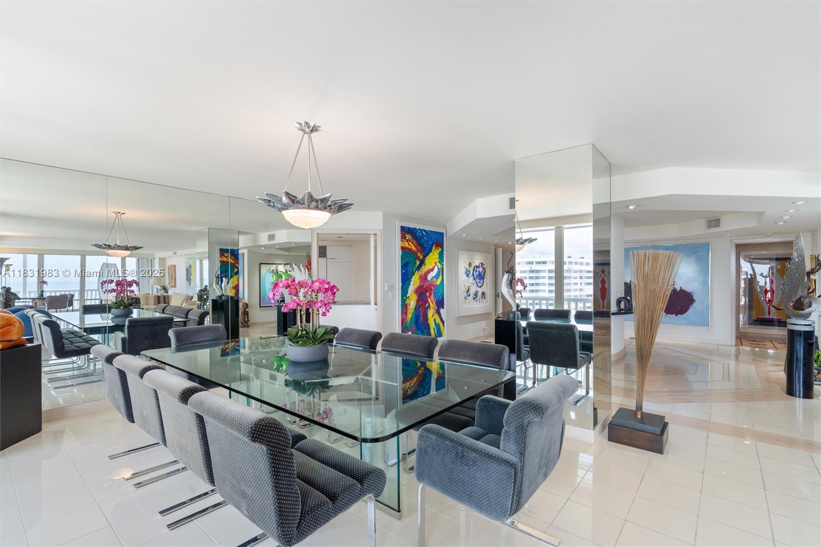 POINT OF AMERICAS - Residential