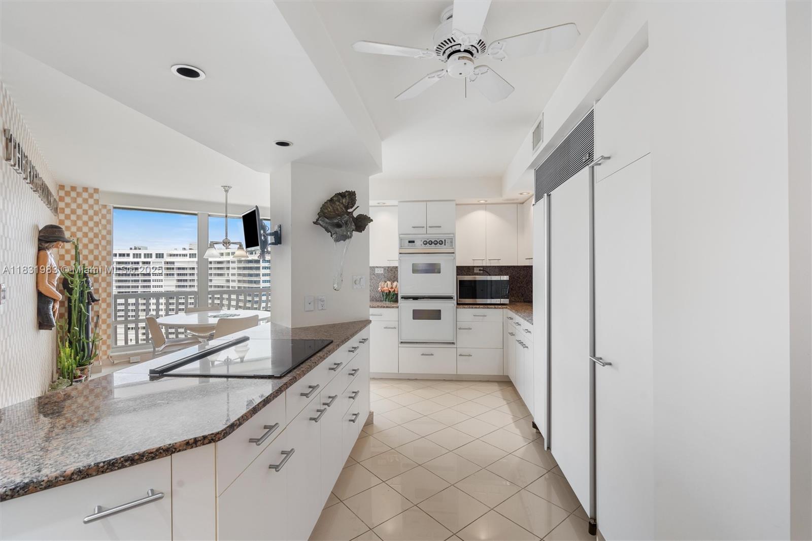 POINT OF AMERICAS - Residential